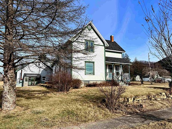2nd image of 212 Park St