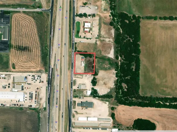 1404 N Stemmons St, Sanger, TX 76266