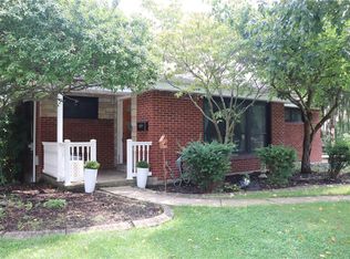 5525 Clark Ave, Bethel Park, PA 15102