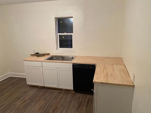 2nd image of 1413 N Hamilton Ave