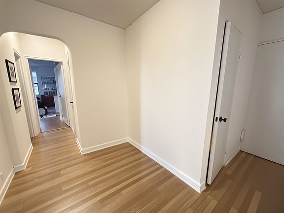 4th image of 55 W 92nd St APT 3H