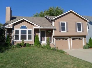 10620 N Campbell St, Kansas City, MO 64155