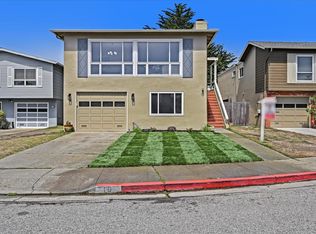 10 Westcliff Ct, Pacifica, CA 94044