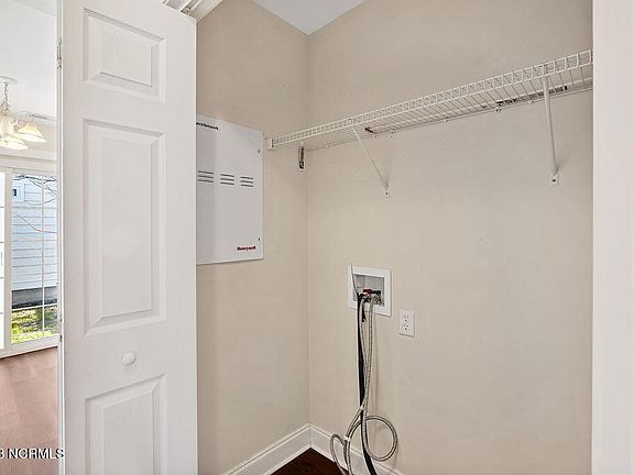 4th image of 5189 Minnesota Drive SE