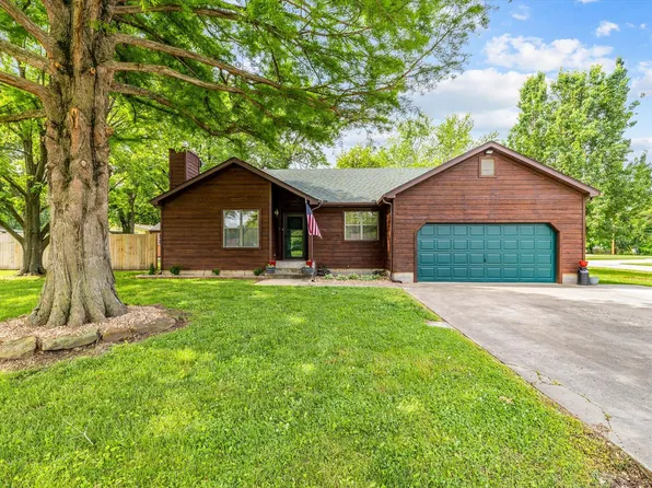 201 E 3rd Terrace, Lamar, MO 64759