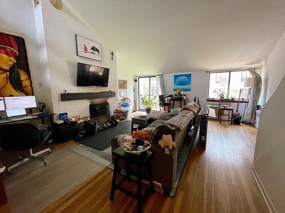 1st image of 125 E 82nd St APT 10