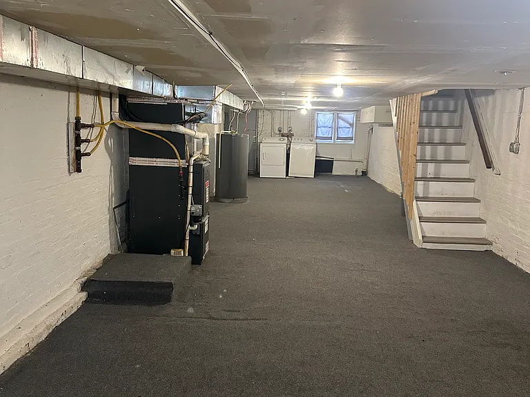 425 N Milton Ave — Photo 10