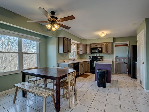 4th image of 2070 Morningside Dr