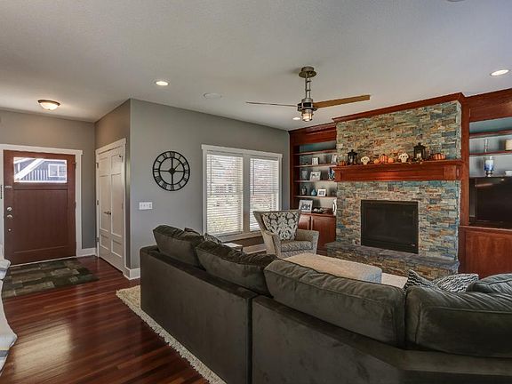 3rd image of 15777 Cobblestone Lake Pkwy