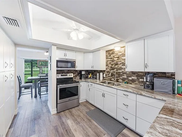 402 Bristle Cone Ln #2 — Photo 6