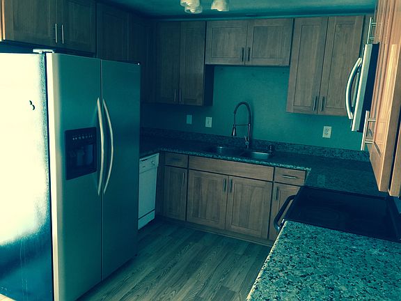3rd image of 4534 S Warner St #B