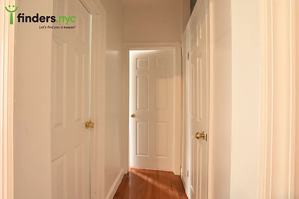 Rented by Clove Realty LLC | media 12