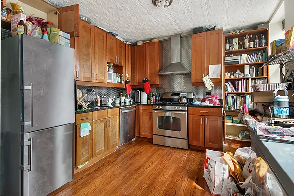 Rented by Compass | media 13