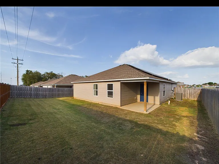 901 Belhaven Rd — Photo 22