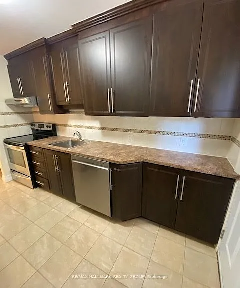 570 Gladstone Ave #1 — Photo 7
