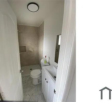 316 W 47th St #316 — Photo 7