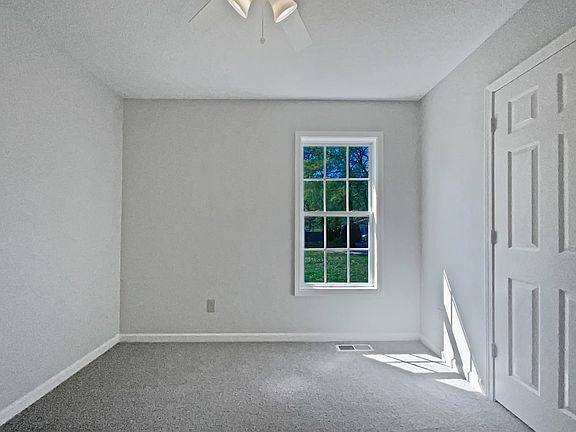 4th image of 503 Meredith St #5