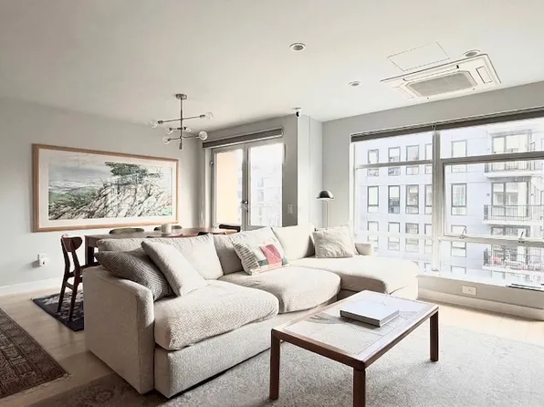 206 Front St APT 6B, Brooklyn, NY 11201