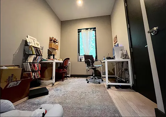 Rented by Pear NYC LLC | media 11
