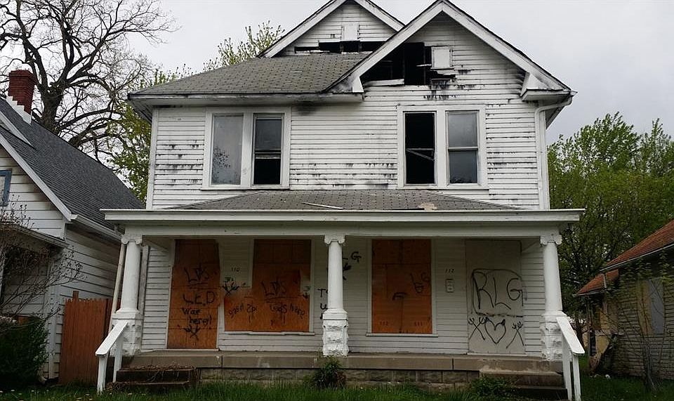 1st image of 110 N Bradley Ave