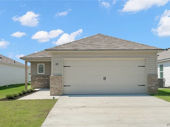 13934 Sir Lancelot Dr, Tuscaloosa, AL 35405