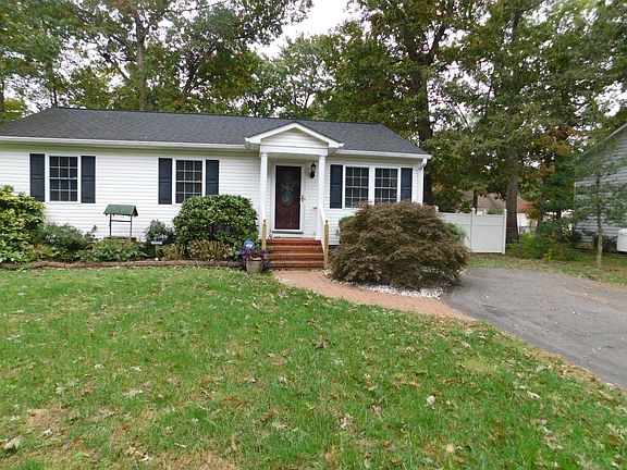 2nd image of 5400 Lee White Ln