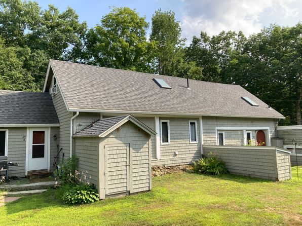 24 Cooper Hill Rd #C