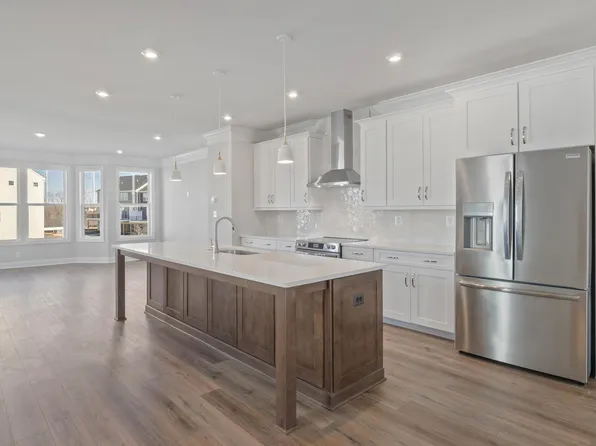 3034 Farrow Cir, Charlottesville, VA 22901