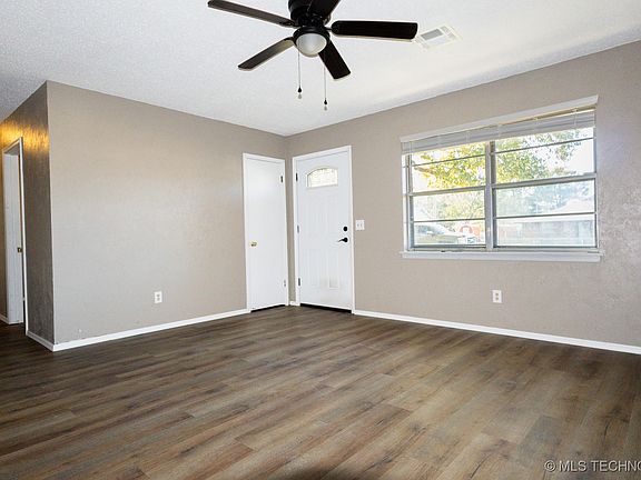 2nd image of 111 East Dr