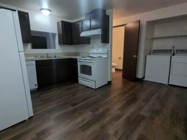 1221 SE Godsey Rd, Dallas, OR 97338