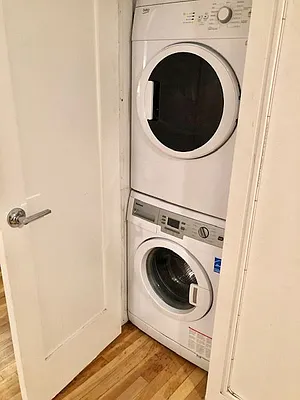Rented by NY Living Solutions | media 23
