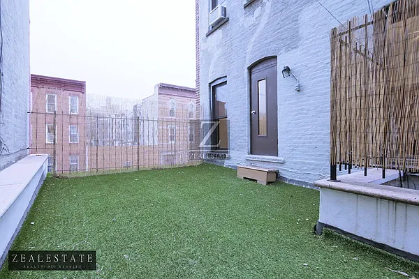 Rented by ZealEstate Group Inc | media 30