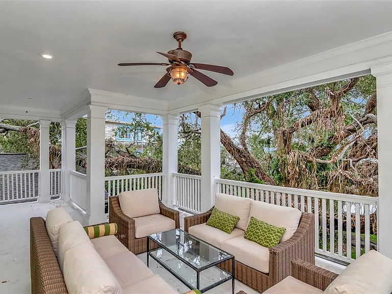 6220 Bayshore Blvd — Photo 32