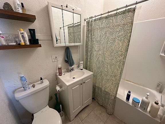 3rd image of 1956 N Humboldt Blvd #35