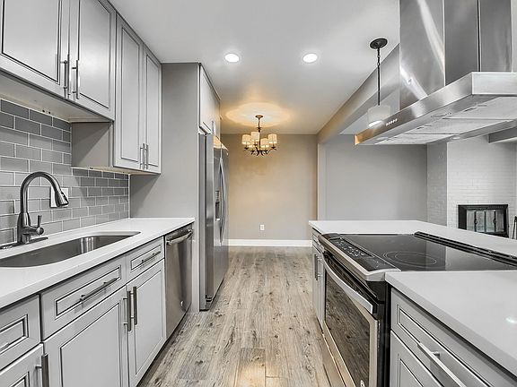 5th image of 7995 E Mississippi Ave APT E6