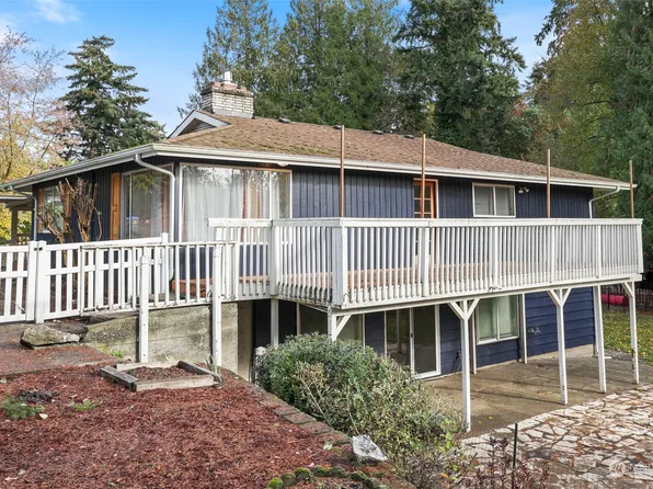 1724 Dora Avenue NW, Bremerton, WA 98312
