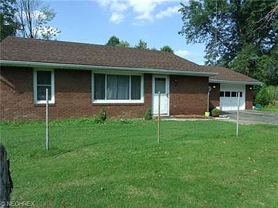 2nd image of 1810 Lucretia Dr