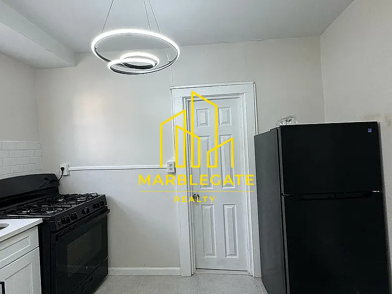 21 Eckert Ave #22 — Photo 4