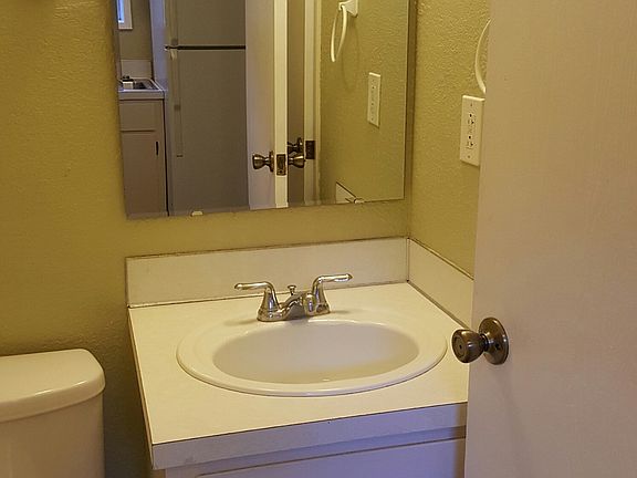 3rd image of 9110 Redmond Woodinville Rd NE APT H