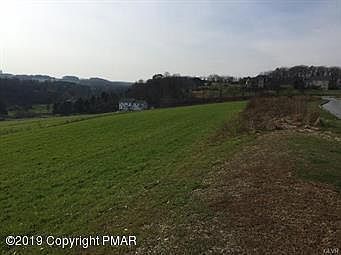 2nd image of 1930 Settlers Ridge Rd