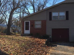 6004 E Richards Dr, Shawnee, KS 66216