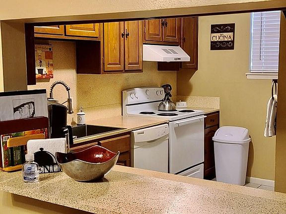 5th image of 20205 Park Strip St Unit A