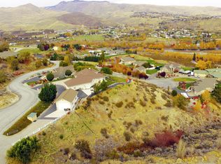 2007 Edgewood Ln, Wenatchee, WA 98801