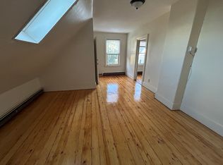 54 Hillside Ave Floor 3, Providence, RI 02906
