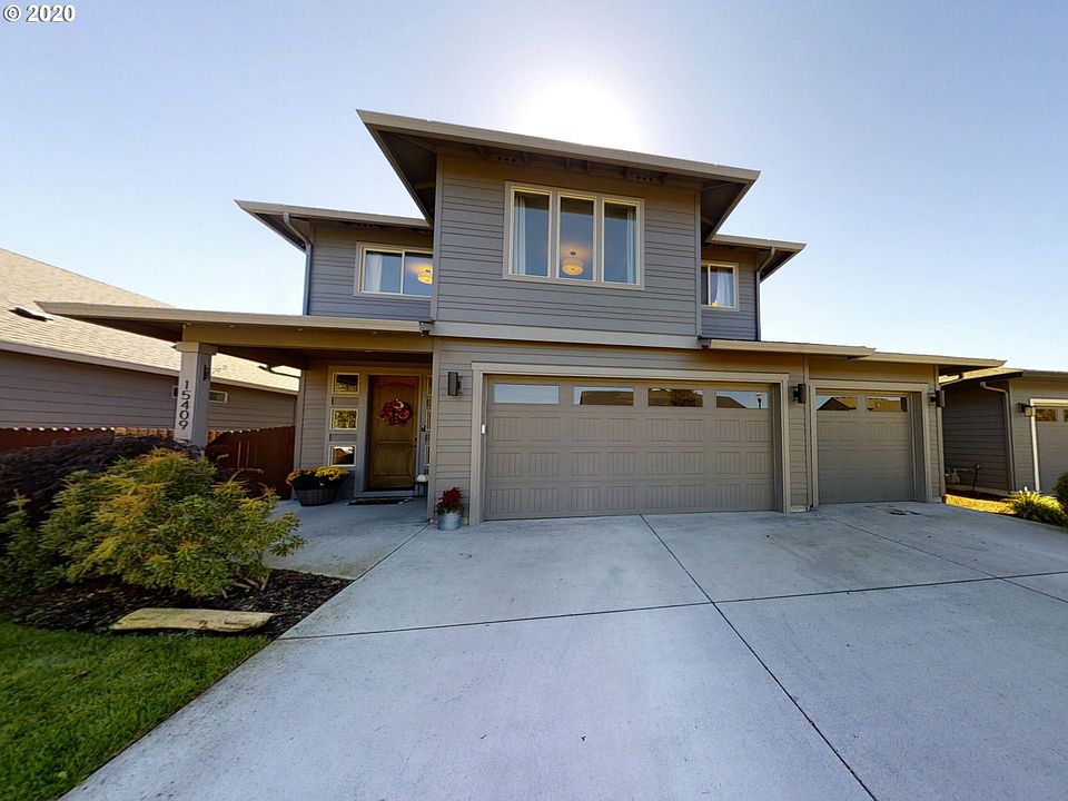 1st image of 15409 NE 104th St