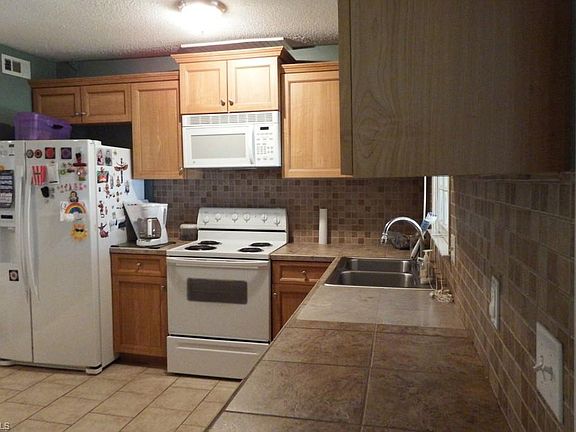2nd image of 5309 Amberhill Dr