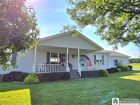 3rd image of 2132 Swanson Rd