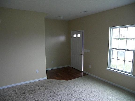 3rd image of 1153 Promenade Dr