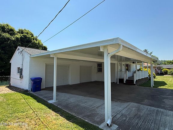 3rd image of 408 Riverside Dr