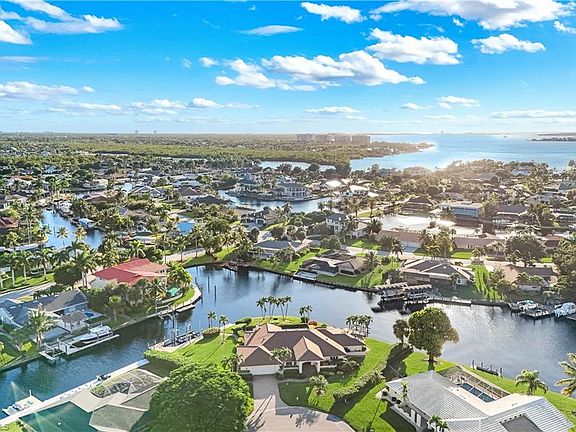 4th image of 954 Bal Isle DR